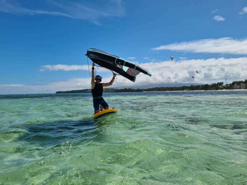 try-wingfoiling-in-boracay
