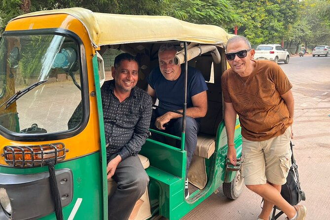 Tuk Tuk Tour of Taj Mahal With Experienced Driver - Detailed Breakdown of the Itinerary