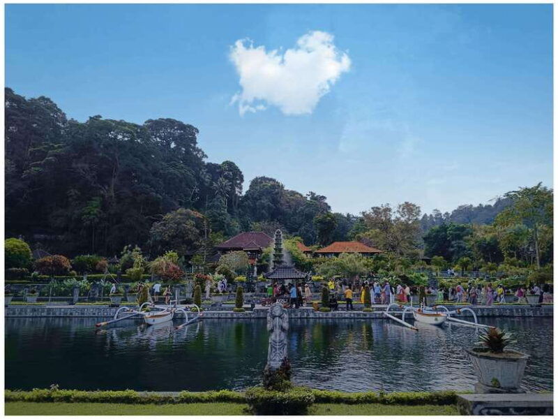 ubud-heaven-gate-lempuyang-water-palace-waterfall-tour
