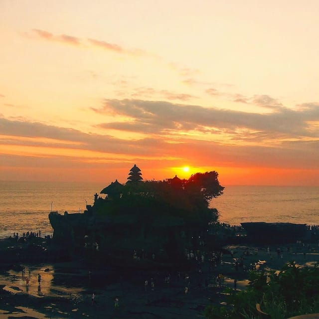 ubud-monkey-forest-rice-terrace-and-tanah-lot-sunset-tour