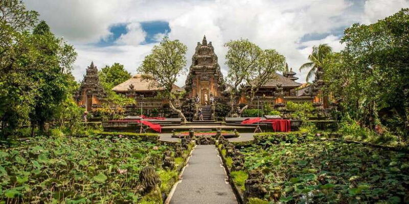 ubud-private-evening-tour-with-legong-dance-performance
