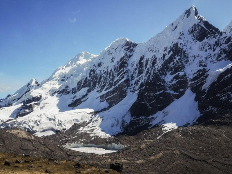 unforgettable-adventure-ausangate-trek-rainbow-mountain