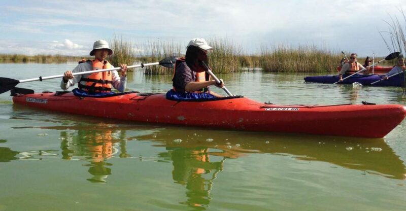 uros-kayaking-taquile-island-day-tour