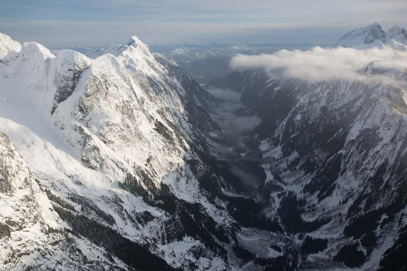vancouver-bc-backcountry-helicopter-tour