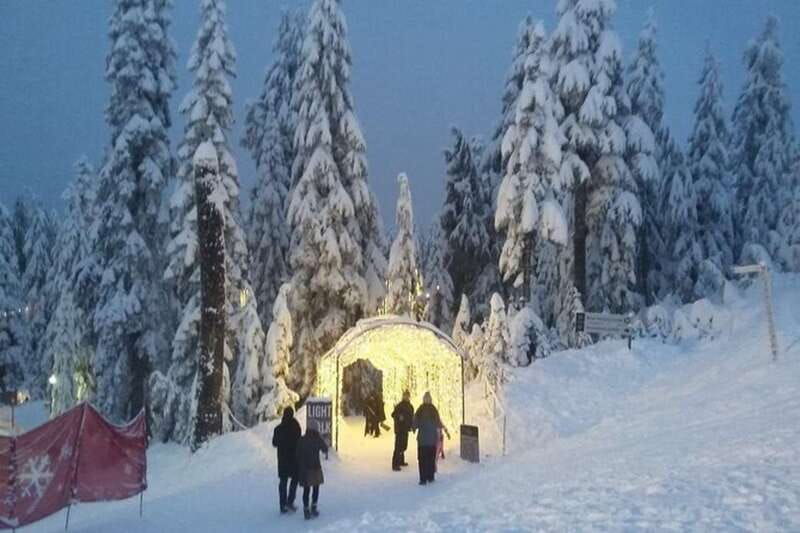 vancouver-capilano-canyon-lightpeak-of-christmas-in-grouse