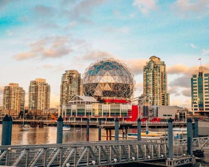 vancouver-must-see-attractions-walking-tour-with-a-guide
