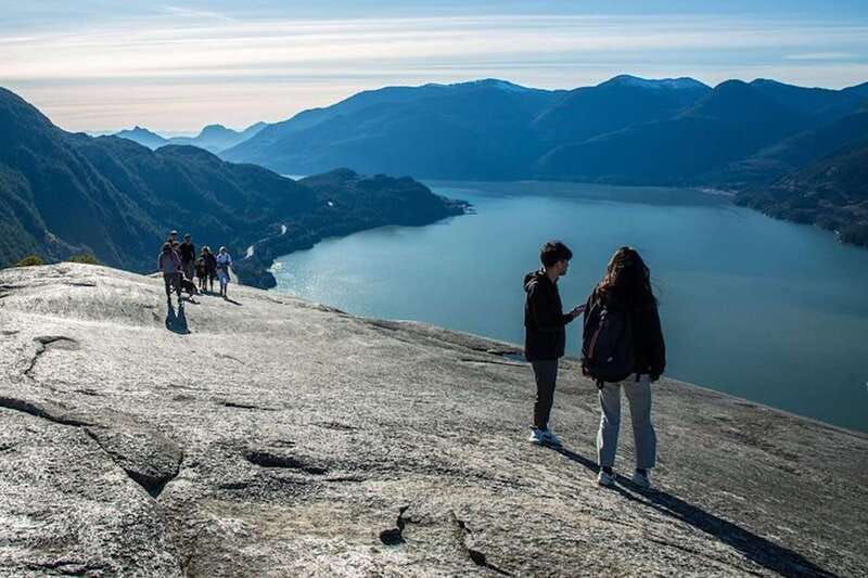 vancouver-stawamus-chief-hike-and-local-brewery-tasting