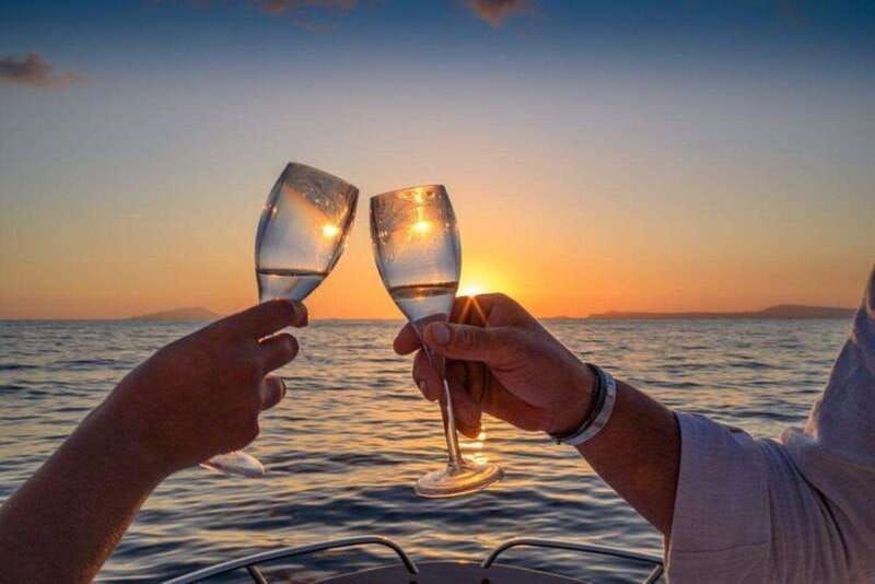 vancouver-sunset-boat-cruise-with-complementary-bubbly