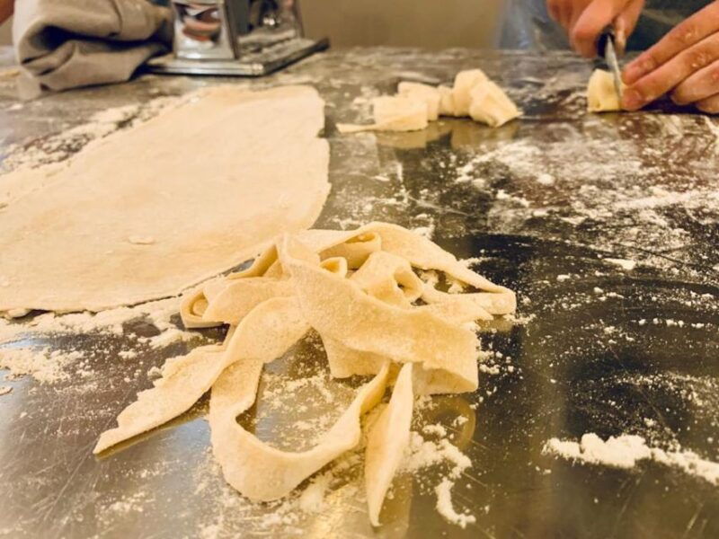venice-pasta-and-tiramisu-cooking-class-with-wine-2