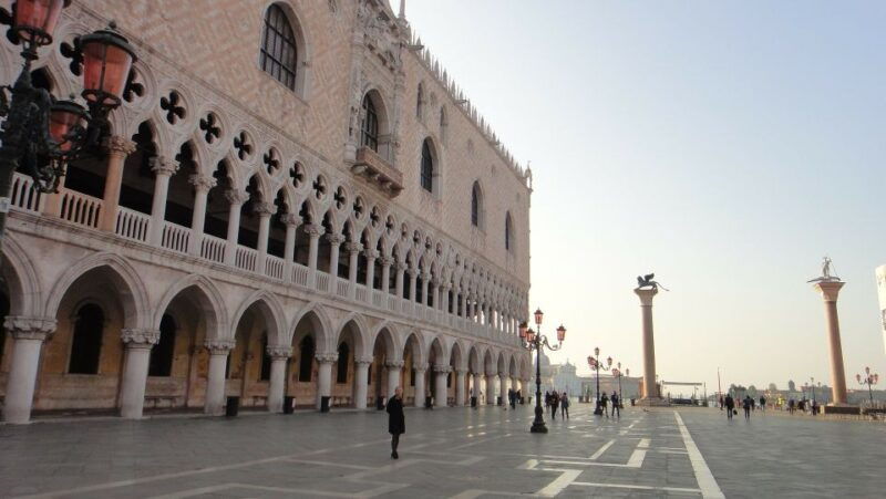 venice-religion-walking-tour-with-doges-palace-tickets