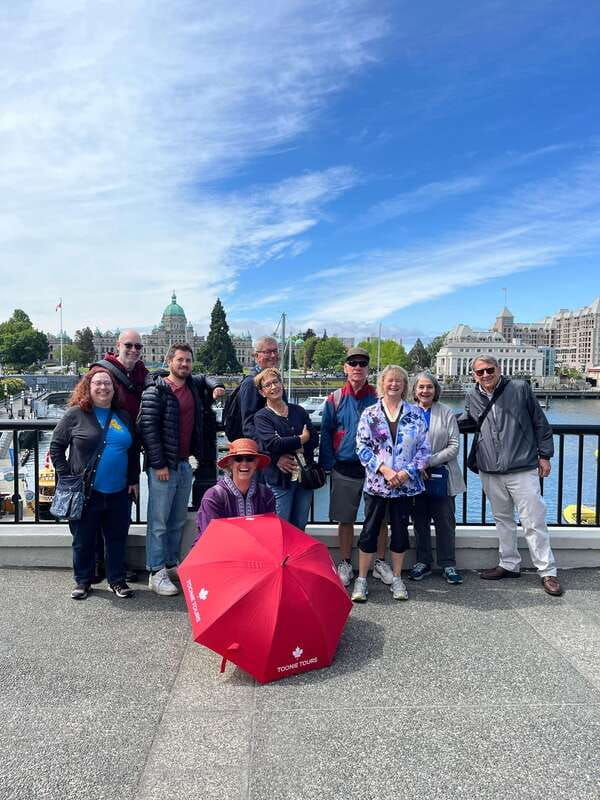 victoria-tips-based-city-highlights-walking-tour-2-5-hour