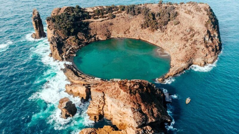 vila-franca-do-campo-around-the-islet-guided-boat-tour