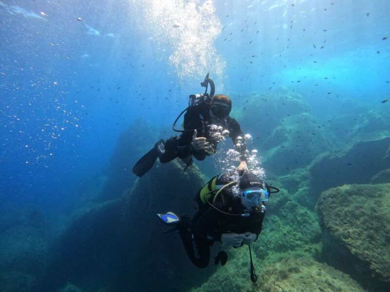 villasimius-scuba-dive-in-capo-carbona-without-certificate