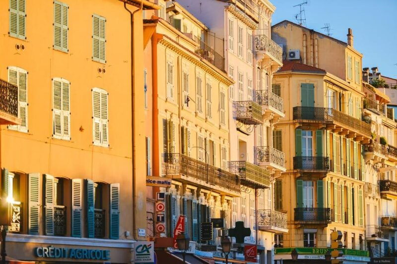 visit-saint-paul-de-vence-antibes-and-cannes-7-hour-tour