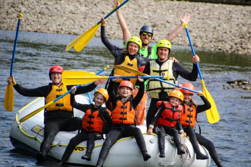 voss-family-rafting-on-the-vosso-river