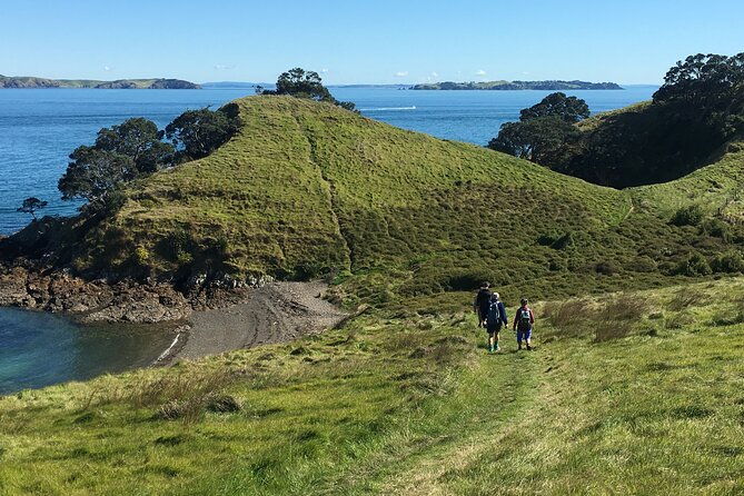 Waiheke Island Private Double Headland Walk - The Authentic Value of the Waiheke Double Headland Walk