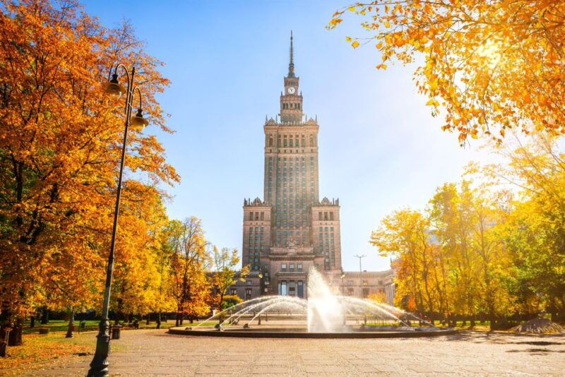 warsaw-capture-the-most-photogenic-spots-with-a-local