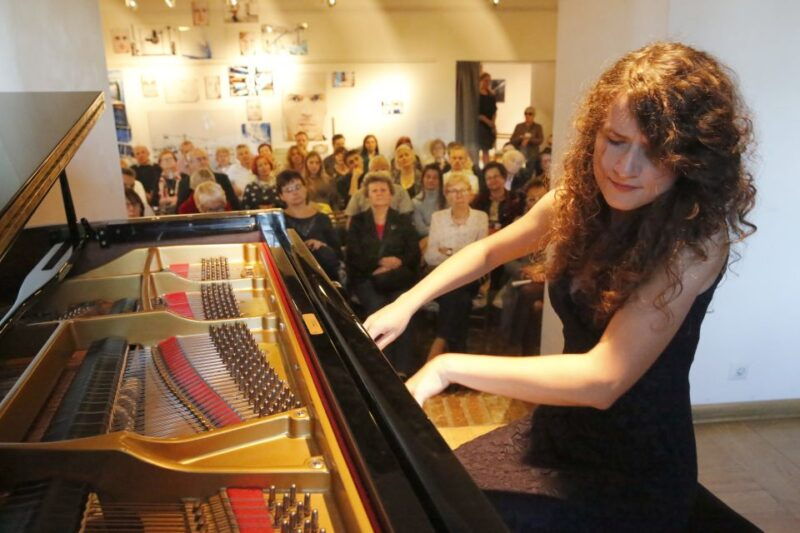 warsaw-chopin-concert-in-the-old-town