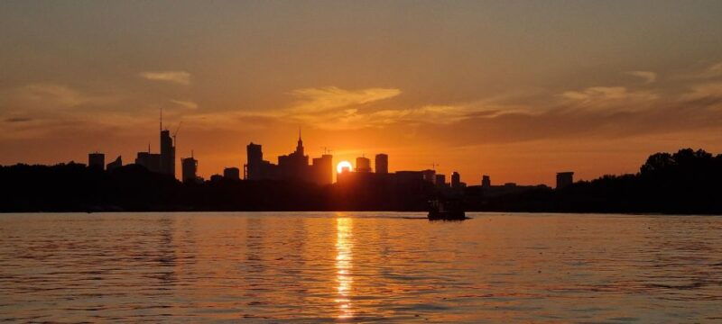 warsaw-vistula-river-sunset-cruise-with-welcome-drink