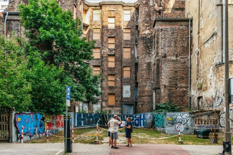 warsaw-warsaw-ghetto-private-walking-tour-with-hotel-pickup