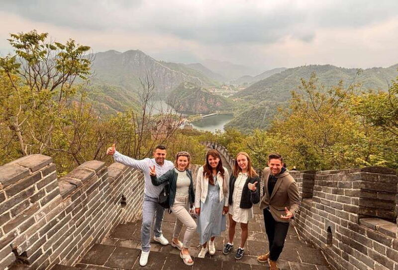 water-great-wall-tour-by-bus-with-boat-ride-raft-option