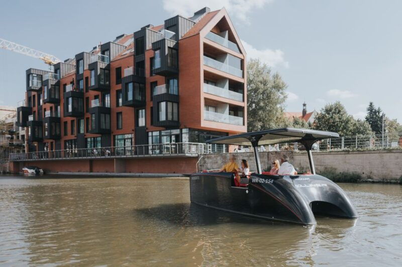 wroclaw-solar-catamaran-cruise-on-the-odra-river
