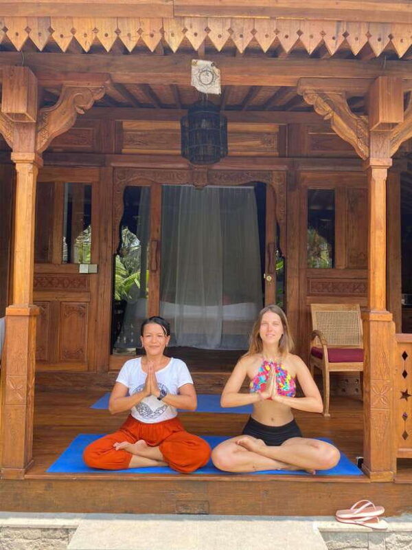 yoga-class-experience-with-home-services