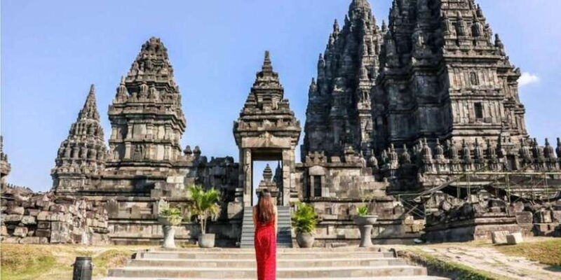 yogyakarta-joined-or-private-tour-to-borobudur-prambanan