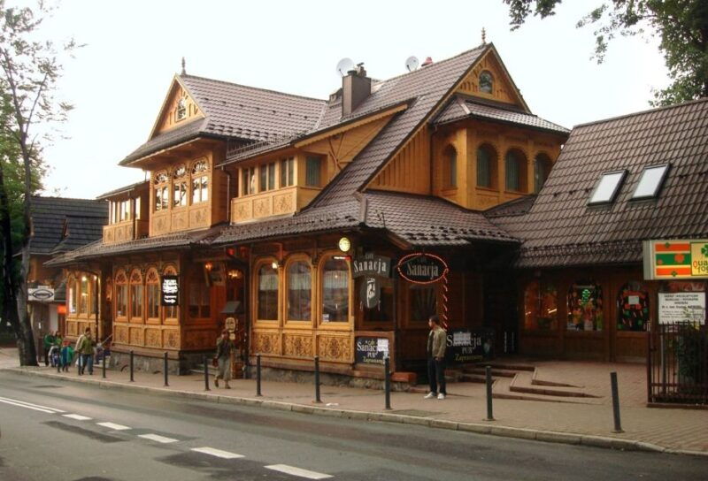 zakopane-city-highlights-private-walking-tour-with-a-guide