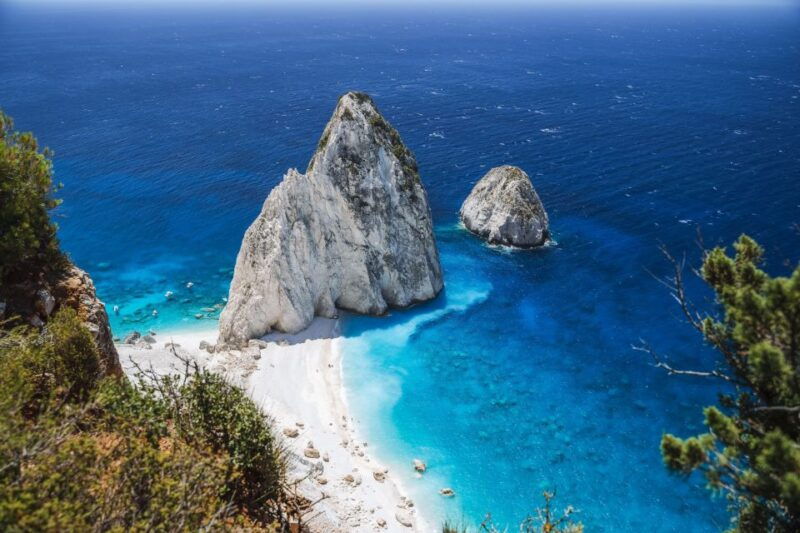 zakynthos-small-boat-trip-to-keri-mizithres-marathonisi