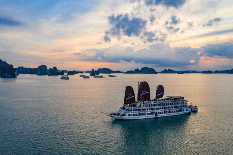 3-day-halong-bay-5-star-cruise-cabin-balcony-ninh-binh