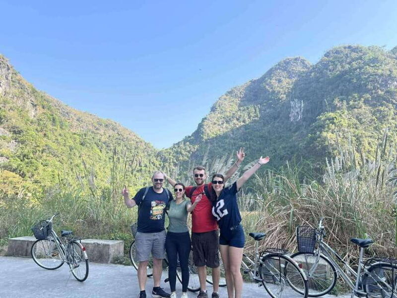 1-day-trekkingbiking-explore-cat-ba-national-park-viet-hai