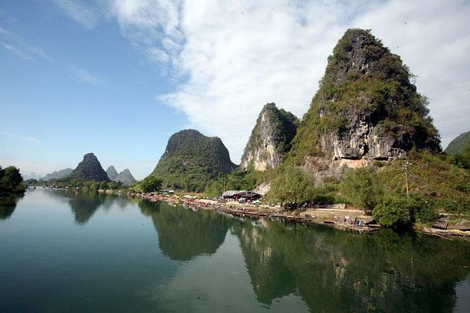 16-Day Private China Essence Tour with Yangtze River Cruise - Chengdu & Pandas: Nature and Urban Life  