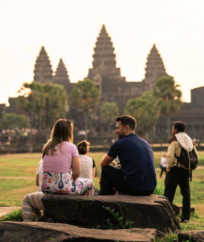 2-day-angkor-temple-treasures-and-unique-floating-lifestyle