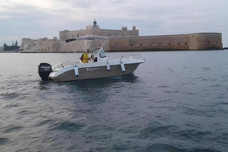 3h-private-boat-tour-of-syracuse-and-ortigia-with-skipper