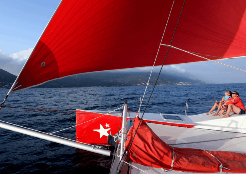 3h30-explore-the-south-shore-of-the-bay-of-ajaccio-catamaran