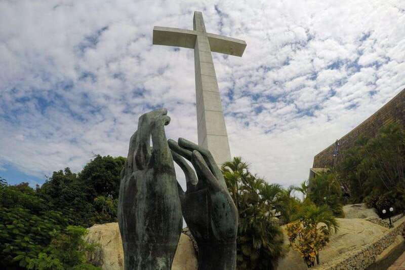 acapulco-4hrs-city-tour-w-peace-chapel-and-mural-of-diego