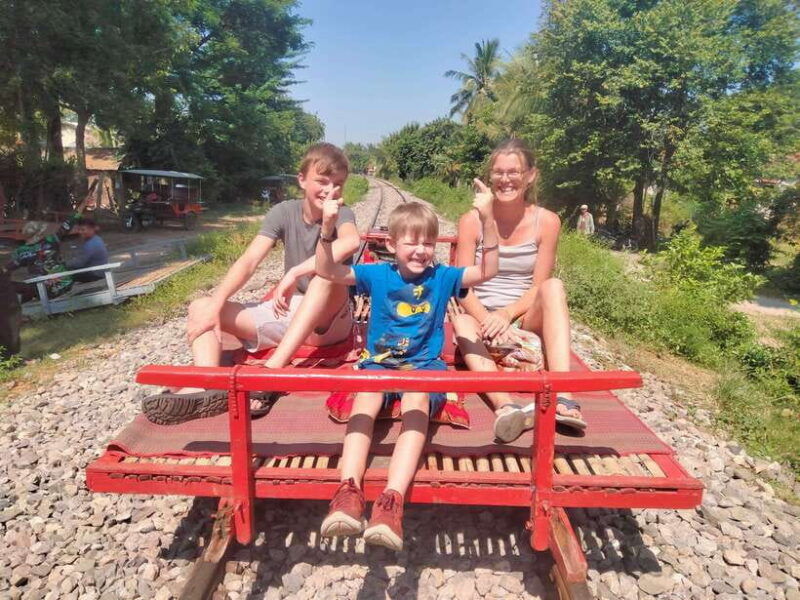 afternoon-tour-bamboo-train-killing-cave-bat-cave