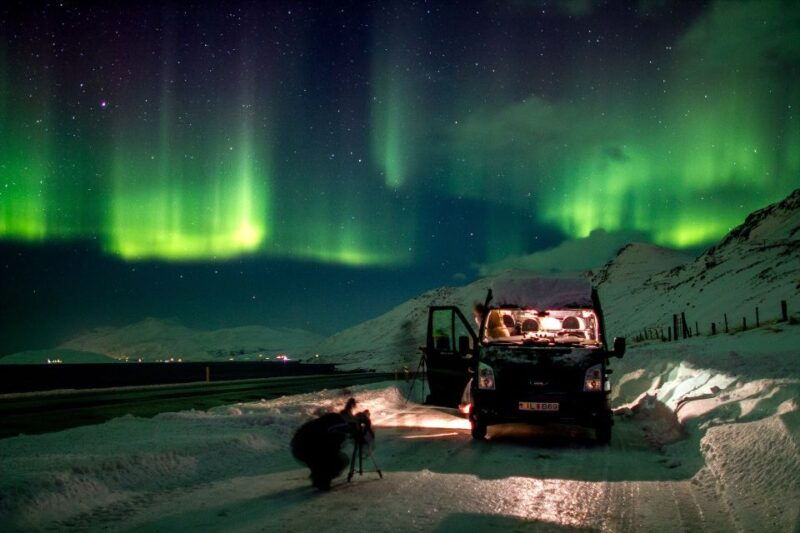 akureyri-northern-lights-photography-tour