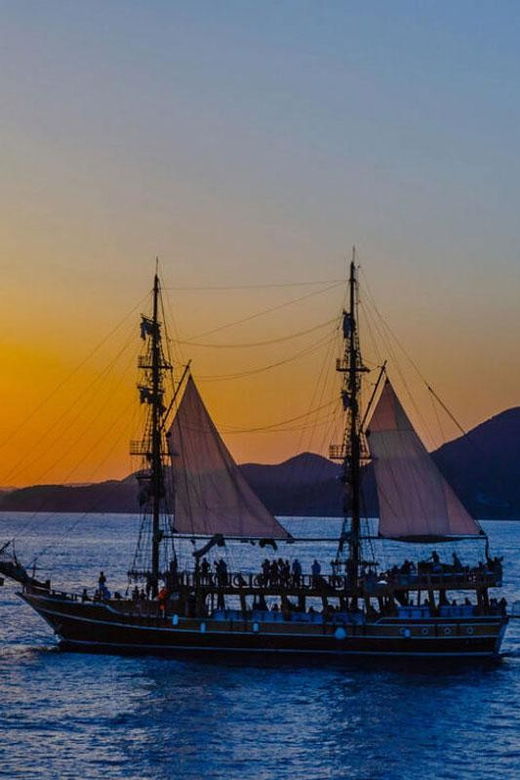 alanya-sunset-boat-includes-soft-drinks-and-dinner