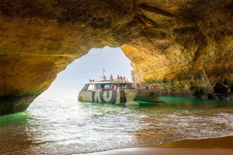 albufeira-algarve-3-hour-benagil-sunset-and-coastline-tour