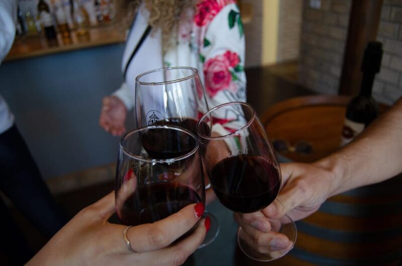albufeira-city-highlights-wine-tasting