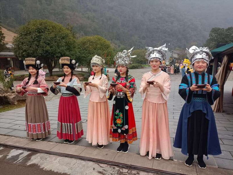 amazing-zhangjiajie-day-tour-with-tujia-ethnic-village