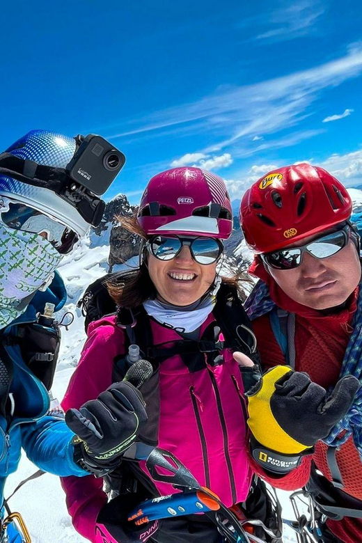 ancash-climbing-the-nevado-huarapasca-in-1-day