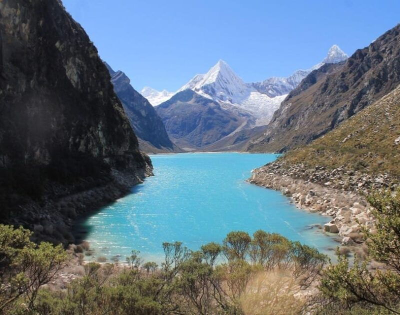 ancash-trekking-to-paron-lagoon-with-entrance-full-day