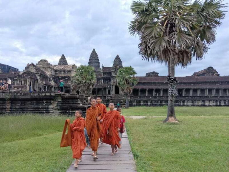 angkor-cycling-tour
