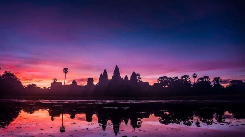 angkor-wat-sunrise-ta-prohm-and-bayon-temple-tour