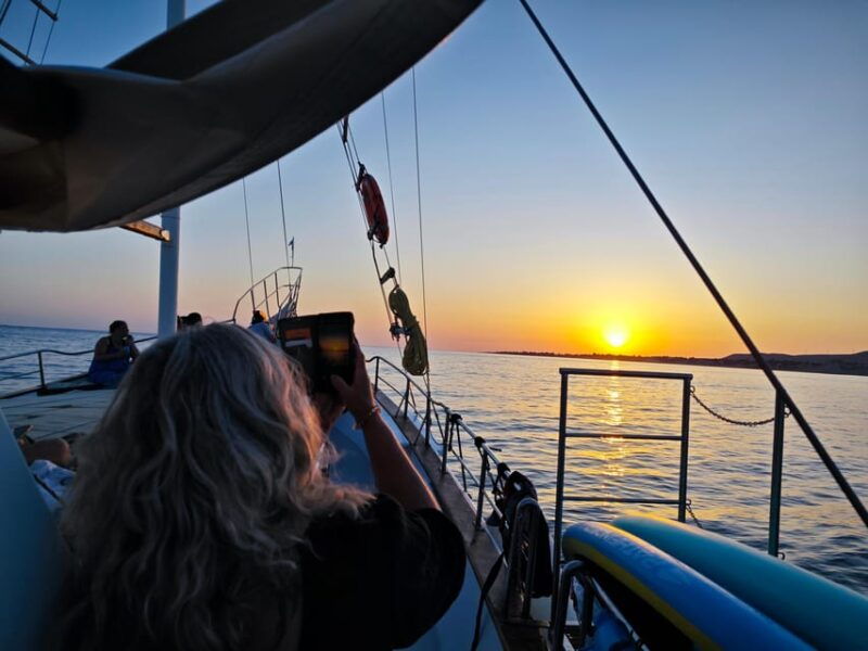 argostoli-sunset-cruise-with-food-drinks