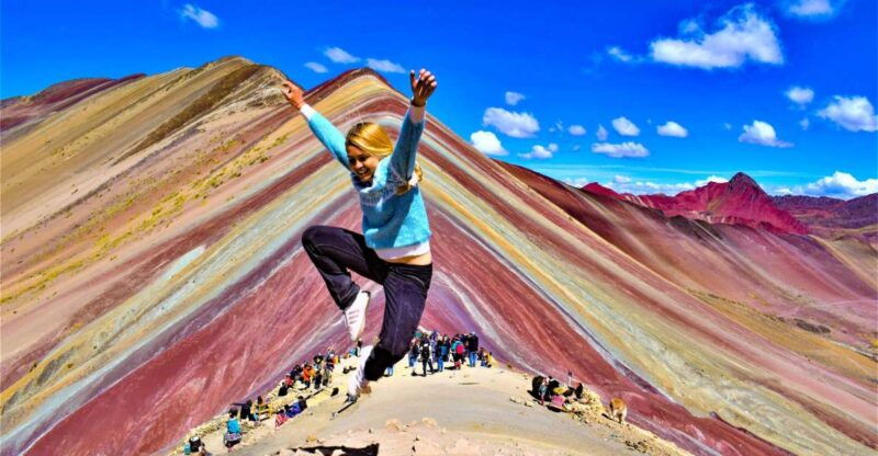 atv-rainbow-mountain-group-lunch
