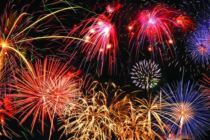 Australia Day Dinner and Fireworks Cruise on Sydney Harbour - Entertainment and Atmosphere